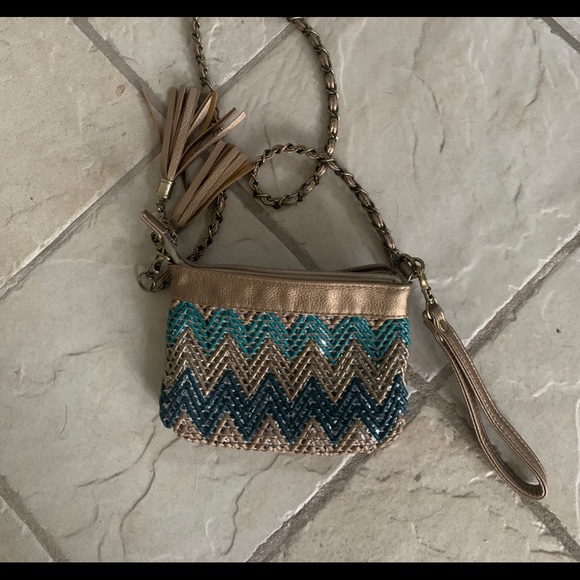 Cute turquoise and gold purse - Picture 2 of 4